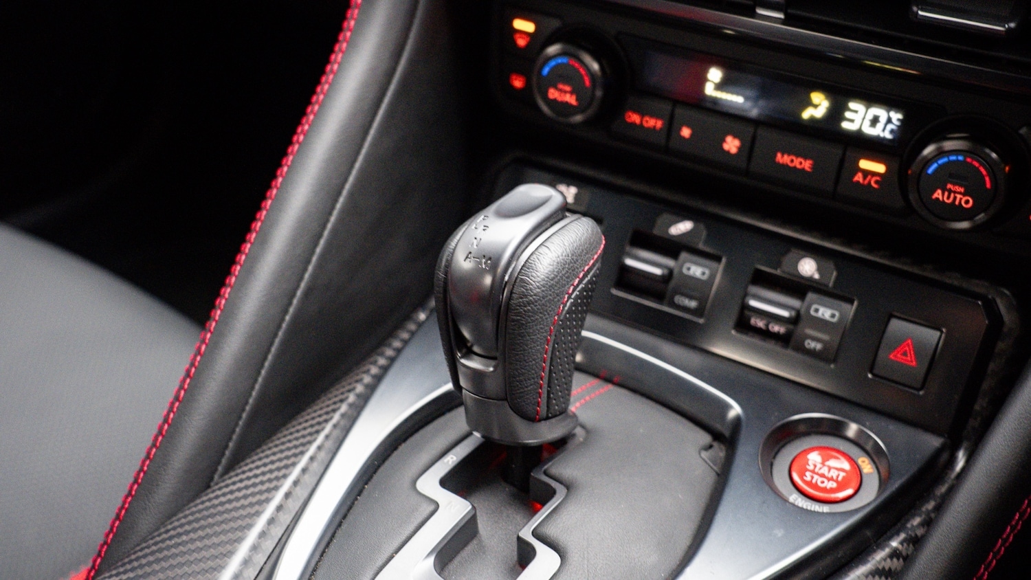 Used Nissan GT-R 2017 for sale - 77012986: Photo 24