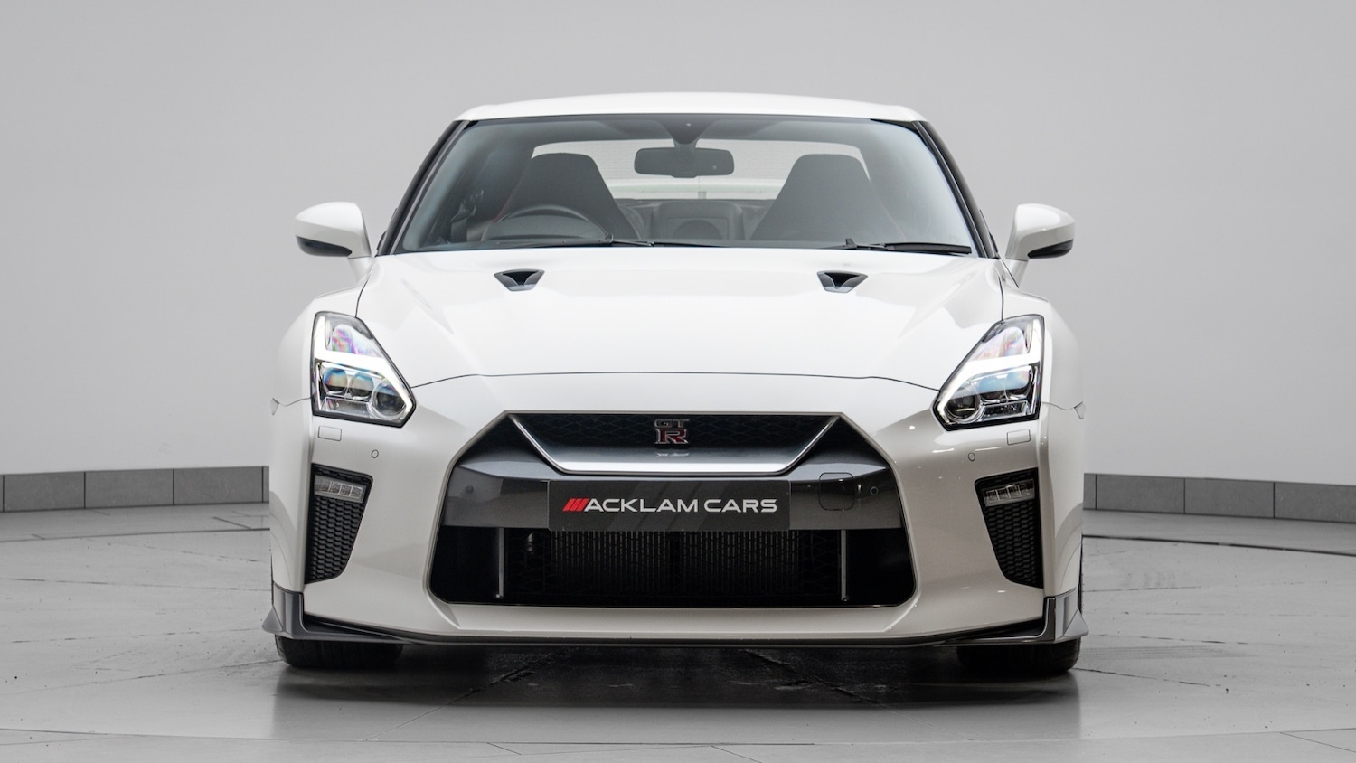Used Nissan GT-R 2017 for sale - 77012986: Photo 4