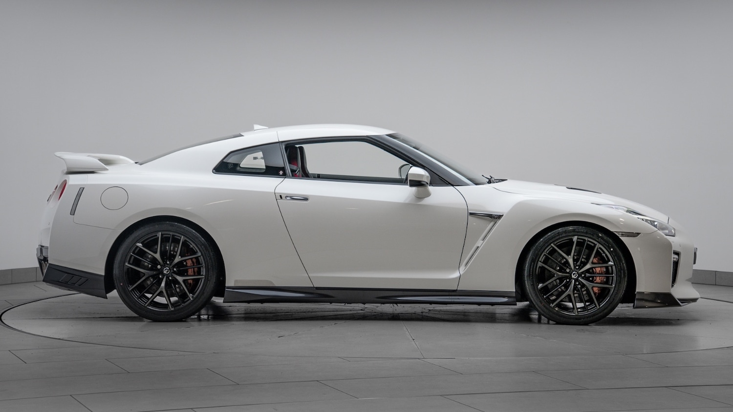 Used Nissan GT-R 2017 for sale - 77012986: Photo 5