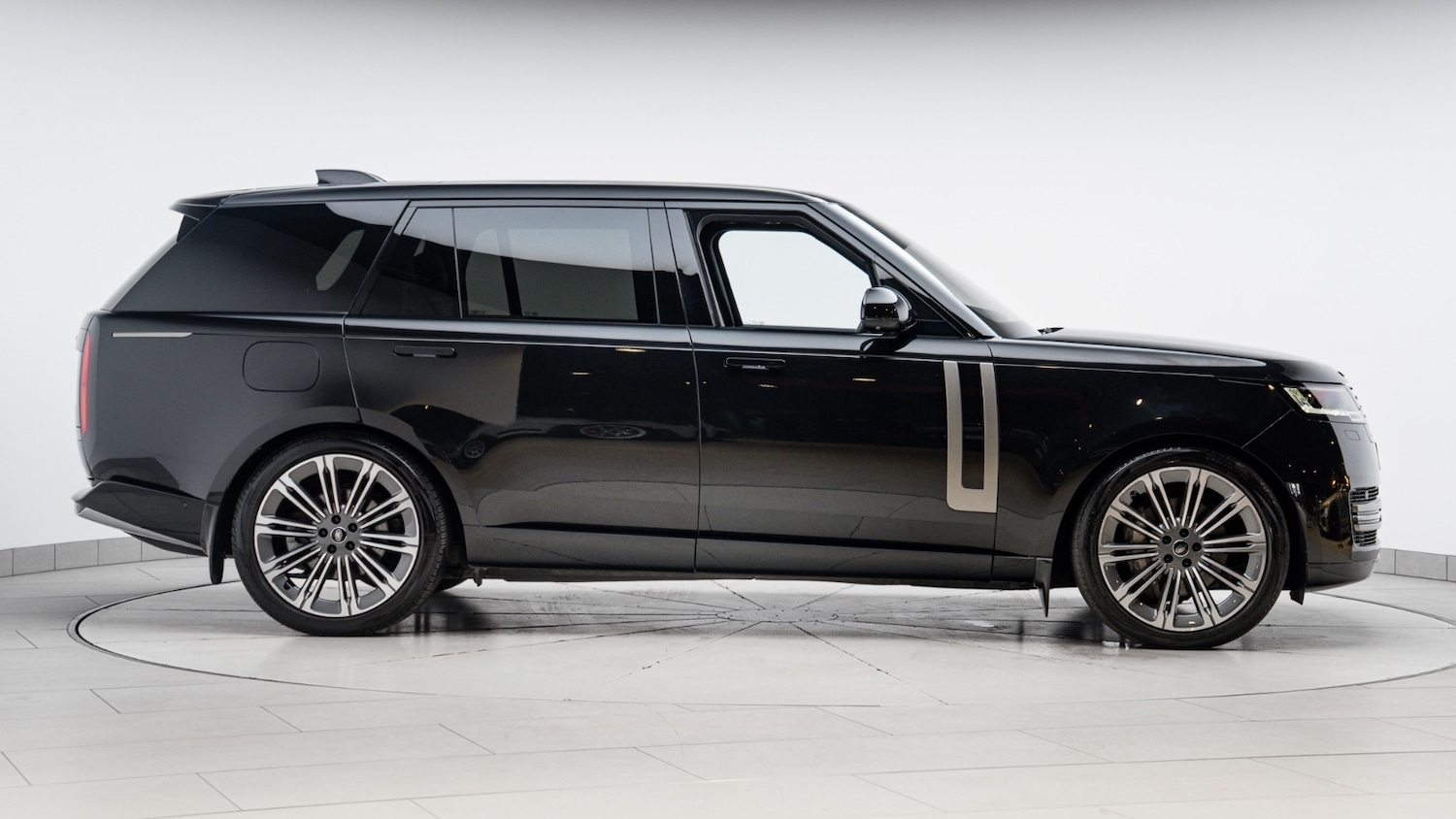 Used Land Rover Range Rover 2024 for sale - 77717926: Photo 5