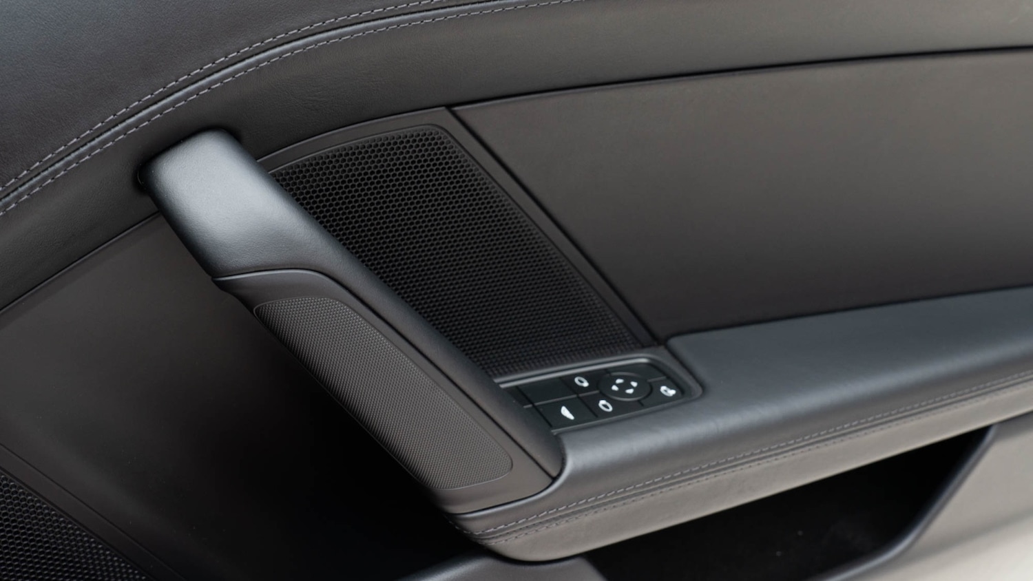 Used Porsche 911 2025 for sale - 76183857: Photo 32