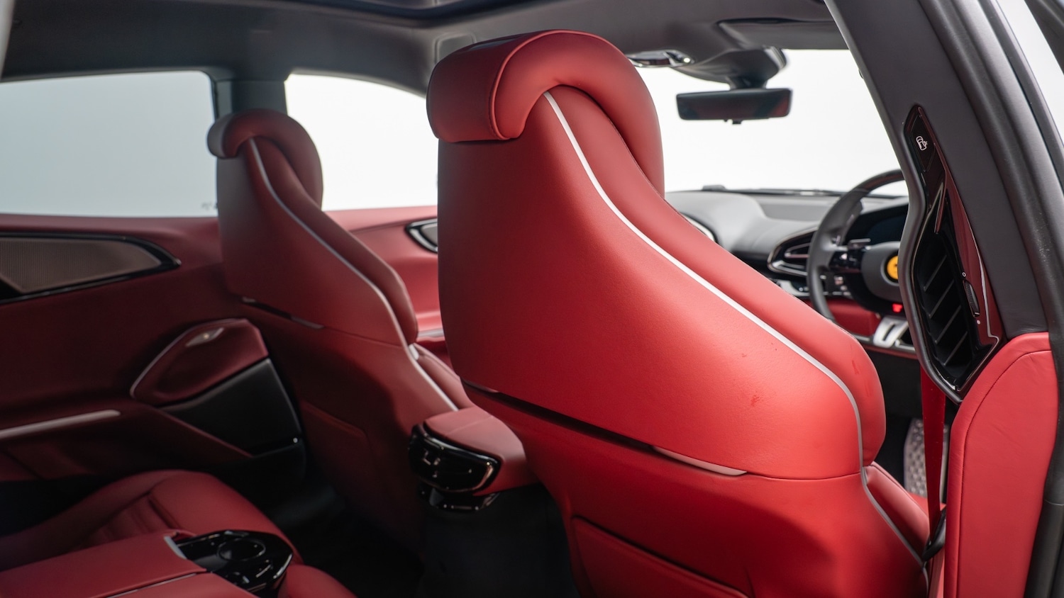 Used Ferrari Purosangue 2025 for sale - 76826615: Photo 11