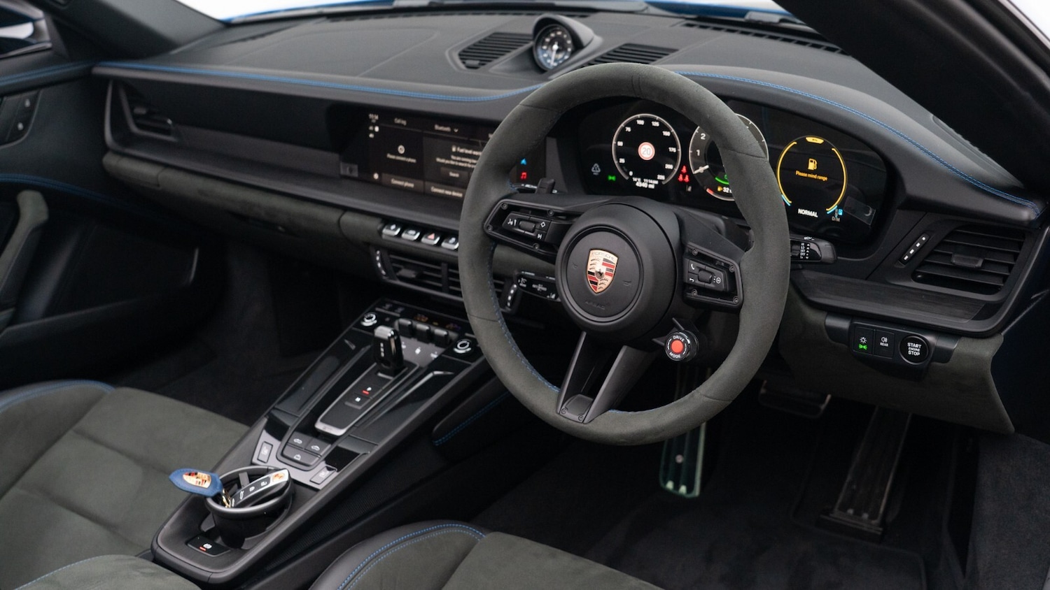 Used Porsche 911 2025 for sale - 76948337: Photo 2