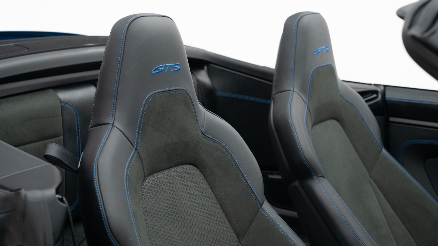 Used Porsche 911 2025 for sale - 76948337: Photo 3