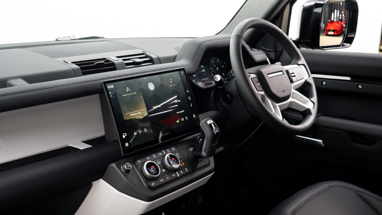 Used Land Rover Defender 2025 for sale - 78165758: Photo 23