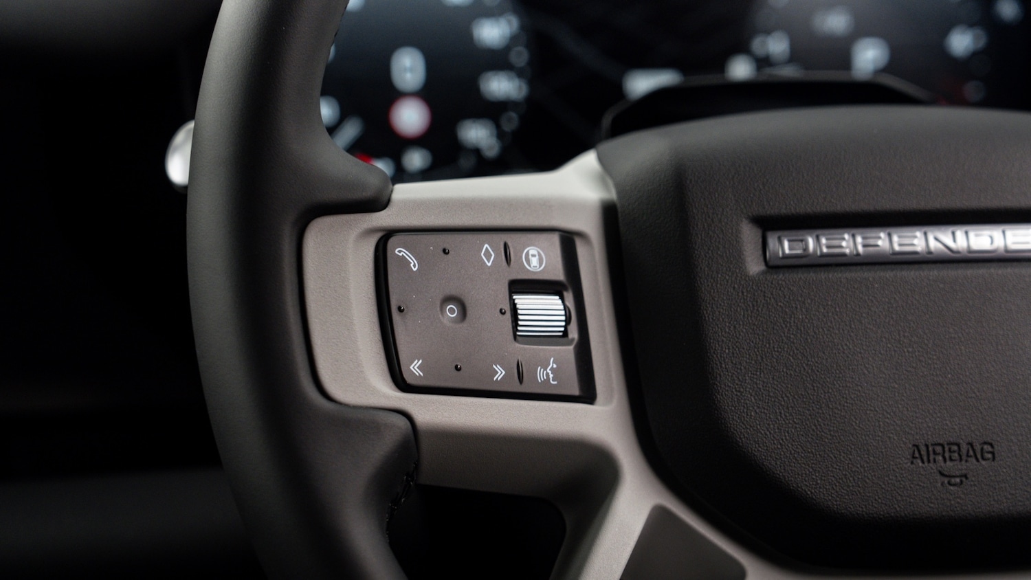 Used Land Rover Defender 2025 for sale - 78165758: Photo 25