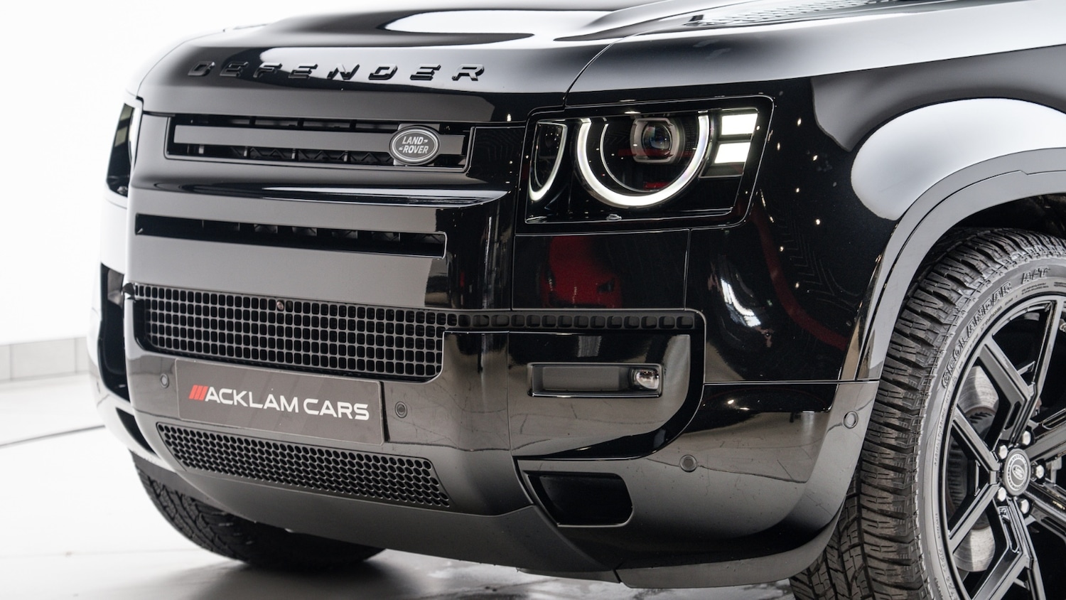 Used Land Rover Defender 2025 for sale - 78165758: Photo 30