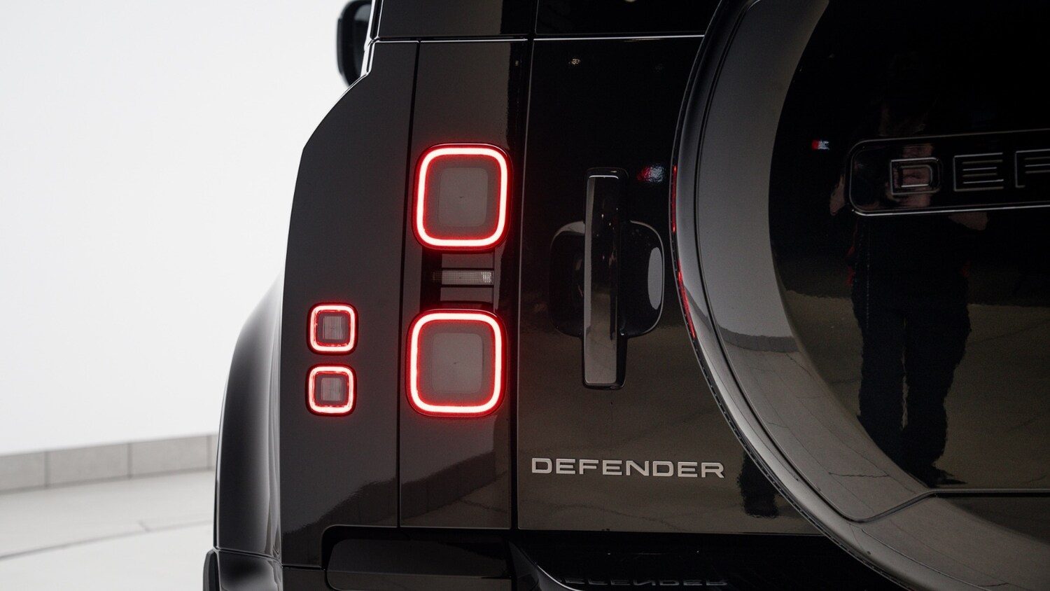 Used Land Rover Defender 2025 for sale - 78165758: Photo 36