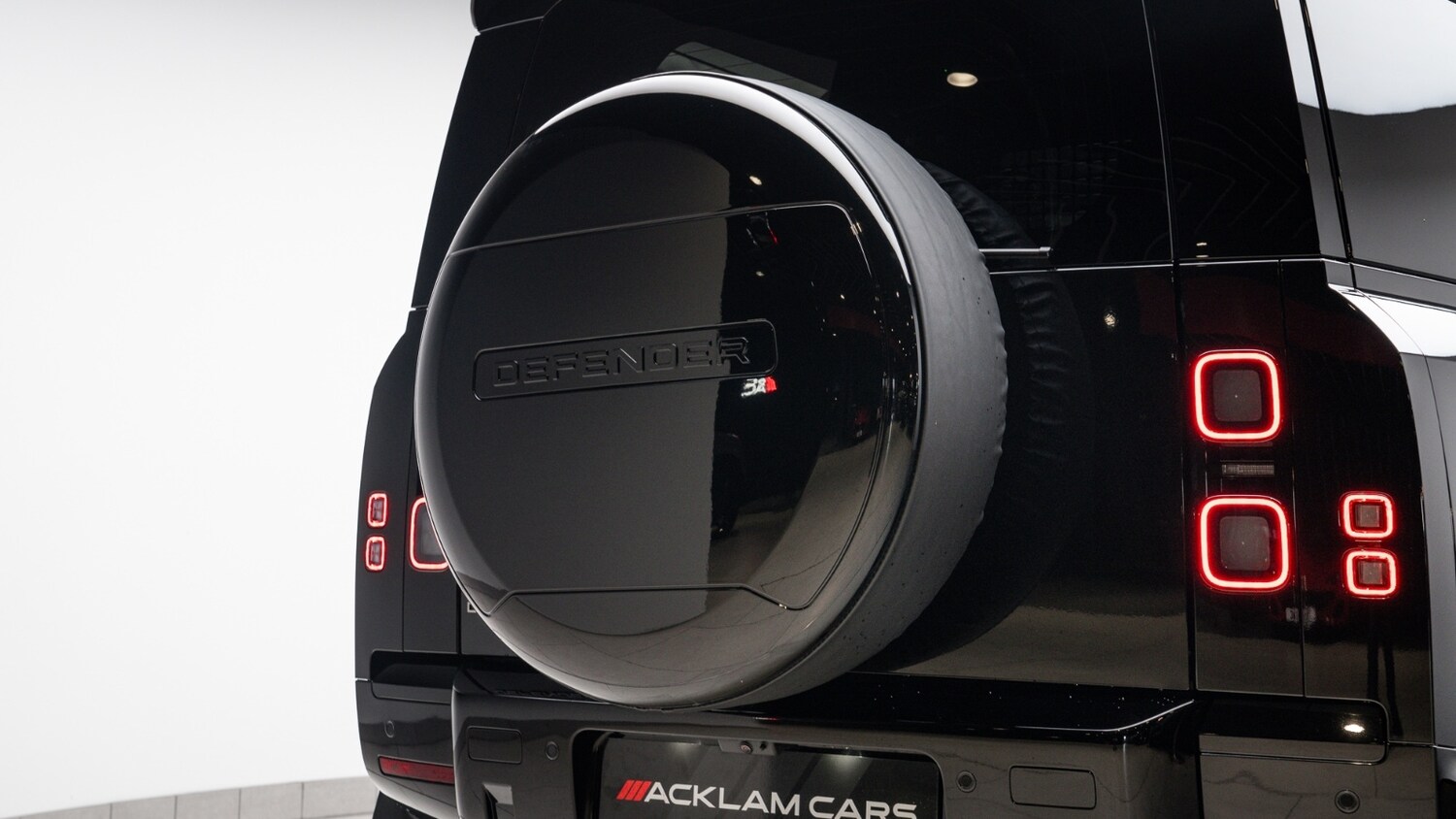 Used Land Rover Defender 2025 for sale - 78165758: Photo 38