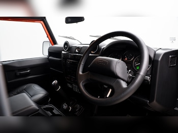 Used Land Rover Defender 2016 for sale - 77903226: Photo