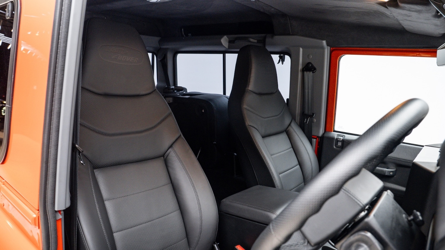 Used Land Rover Defender 2016 for sale - 77903226: Photo 3