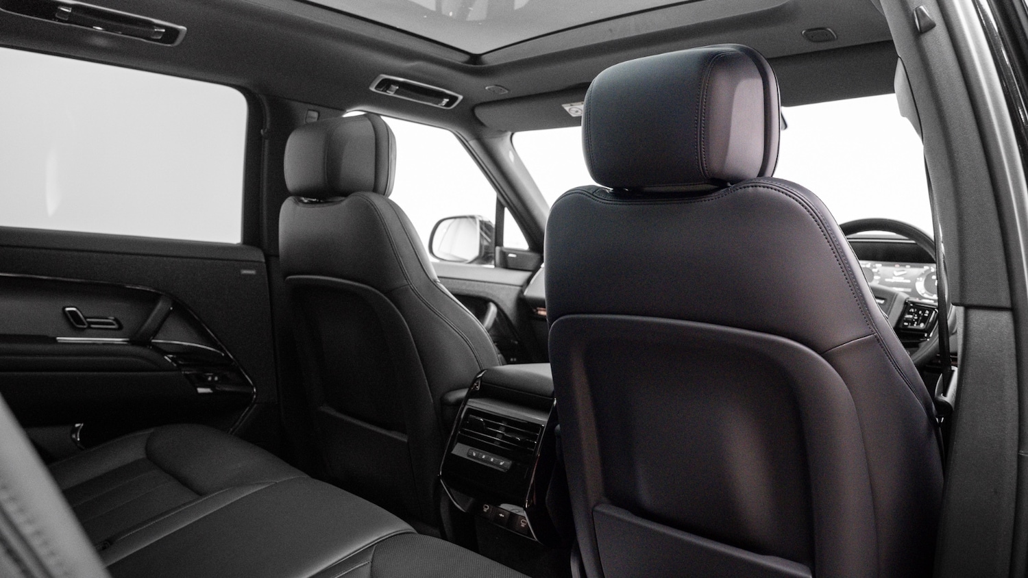 Used Land Rover Range Rover Sport 2023 for sale - 76766102: Photo 8