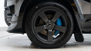 Used Land Rover Defender 110 2024 for sale - 76933158: Photo 12