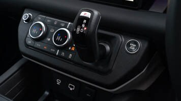 Used Land Rover Defender 110 2024 for sale - 76933158: Photo 22