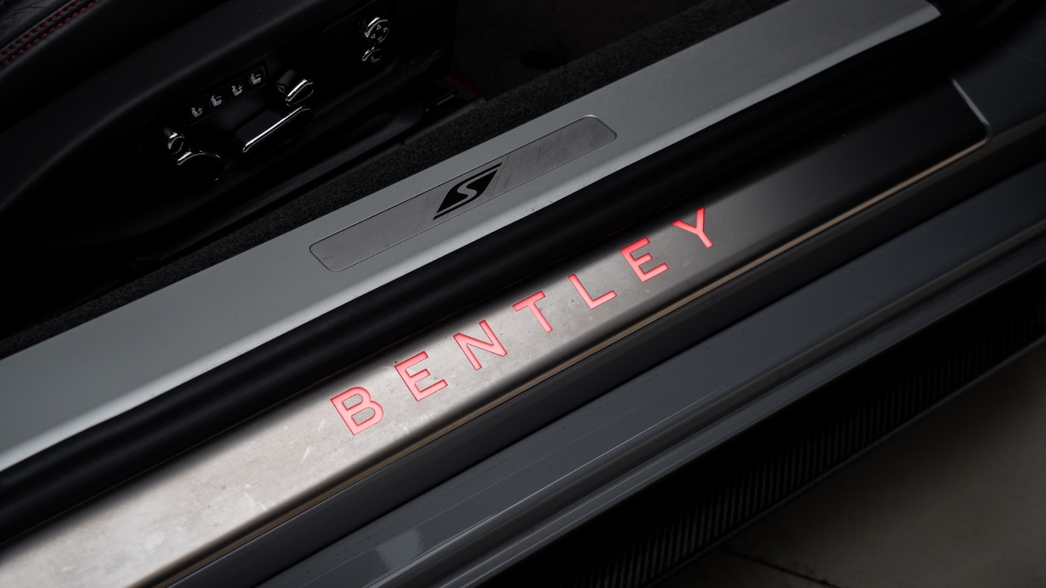 Used Bentley Continental 2023 for sale - 76948489: Photo 12