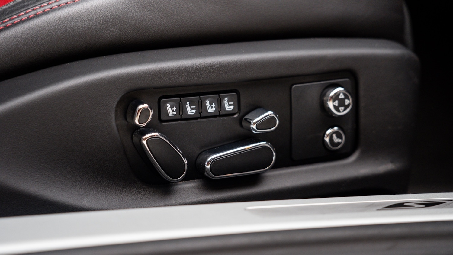 Used Bentley Continental 2023 for sale - 76948489: Photo 26