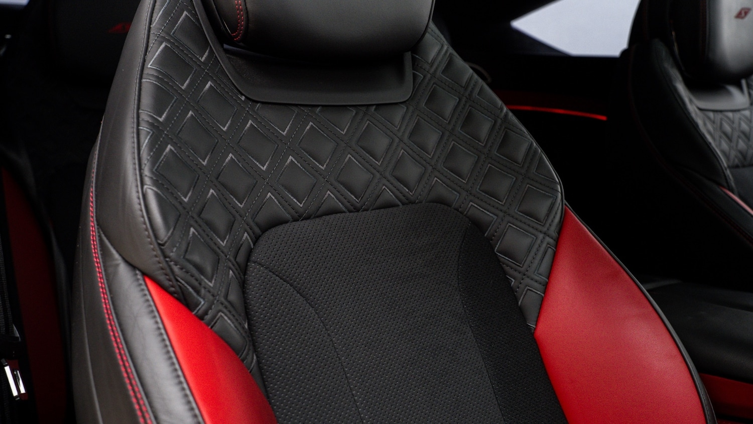 Used Bentley Continental 2023 for sale - 76948489: Photo 29