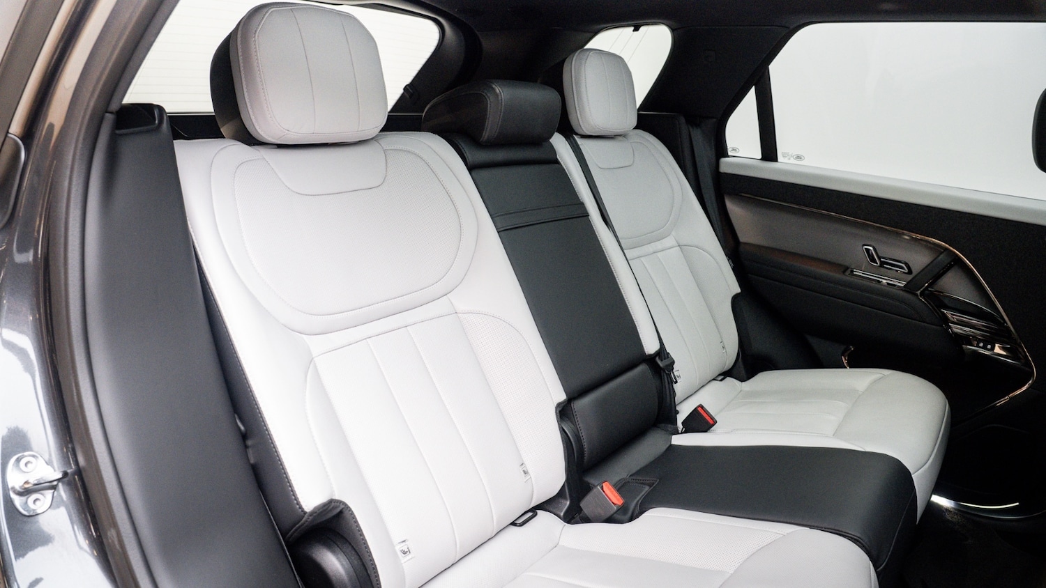 Used Land Rover Range Rover Sport 2025 for sale - 76861768: Photo 4