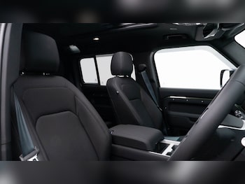 Used Land Rover Defender 2026 for sale - 77778474: Photo