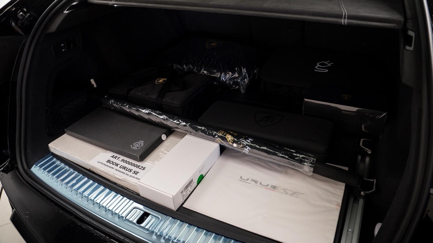 Used Lamborghini Urus 2026 for sale - 78080976: Photo 10