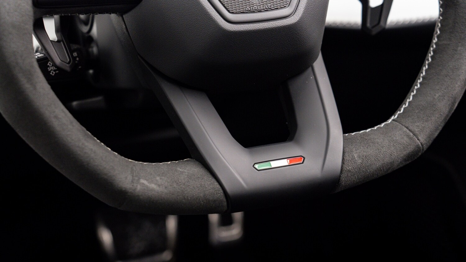 Used Lamborghini Urus 2026 for sale - 78080976: Photo 18