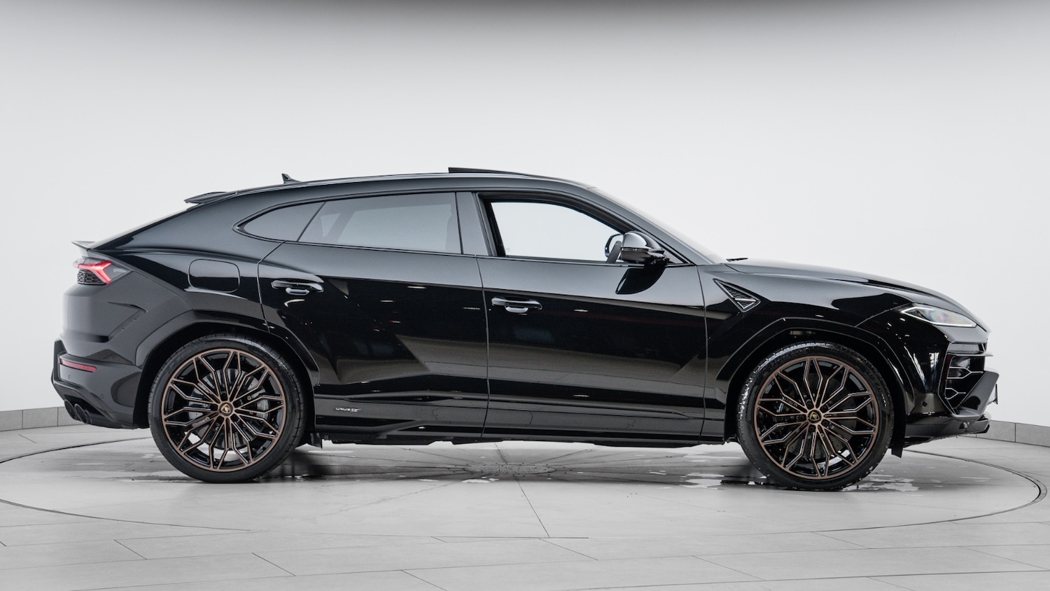 Used Lamborghini Urus 2026 for sale - 78080976: Photo 5