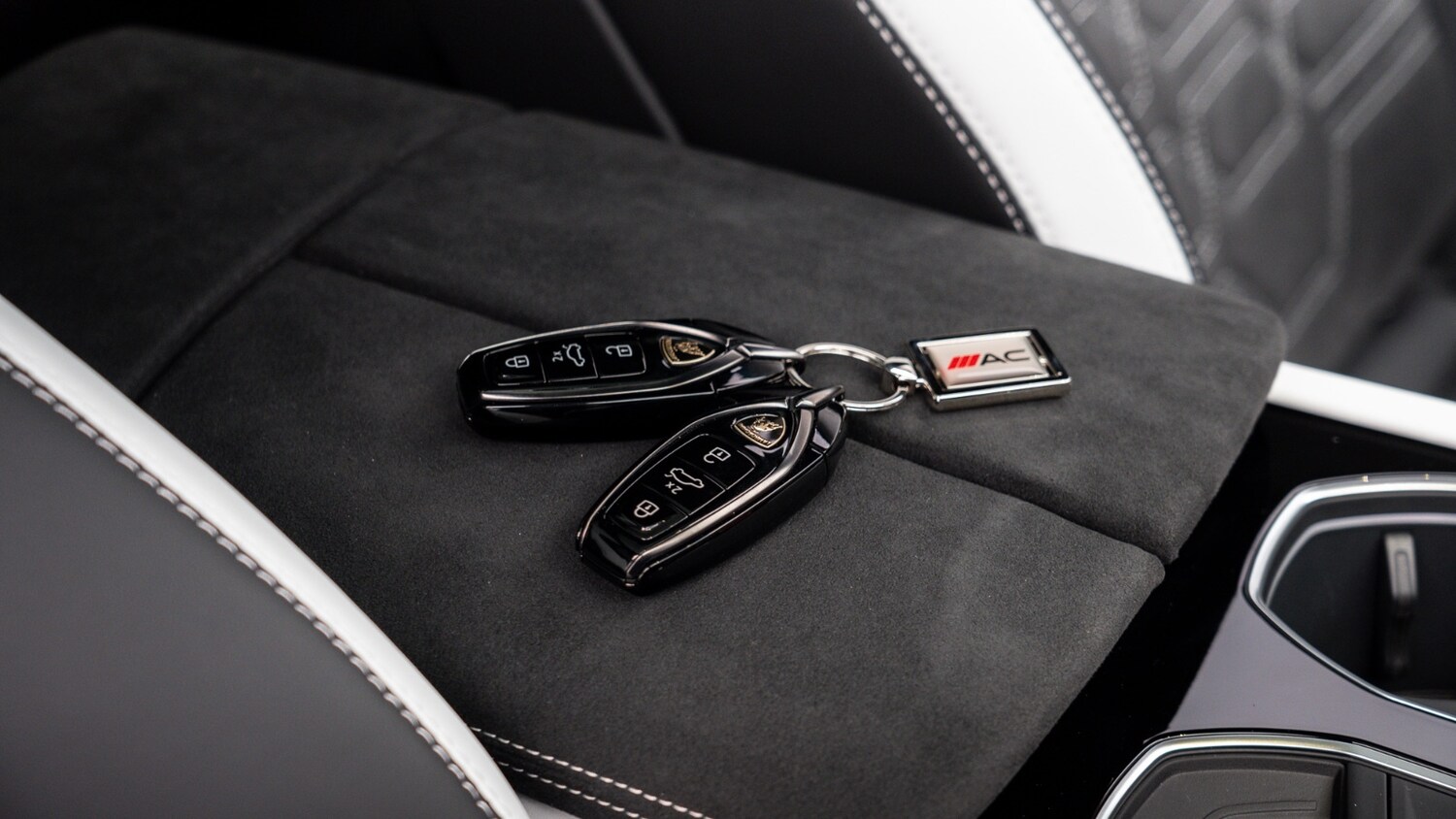 Used Lamborghini Urus 2026 for sale - 78080976: Photo 63