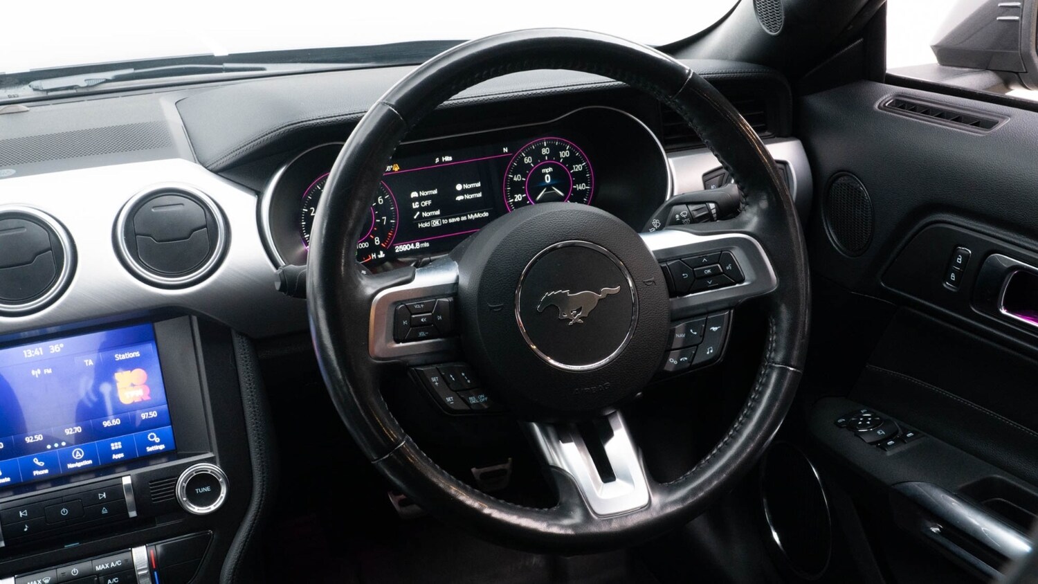 Used Ford Mustang 2019 for sale - 76630295: Photo 16