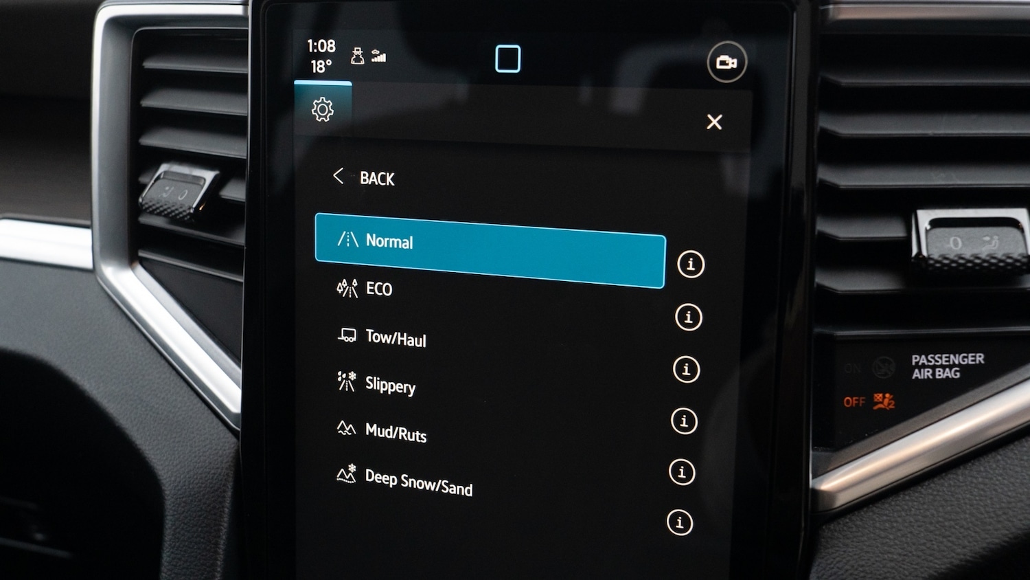 Used Volkswagen Amarok 2024 for sale - 76452222: Photo 22