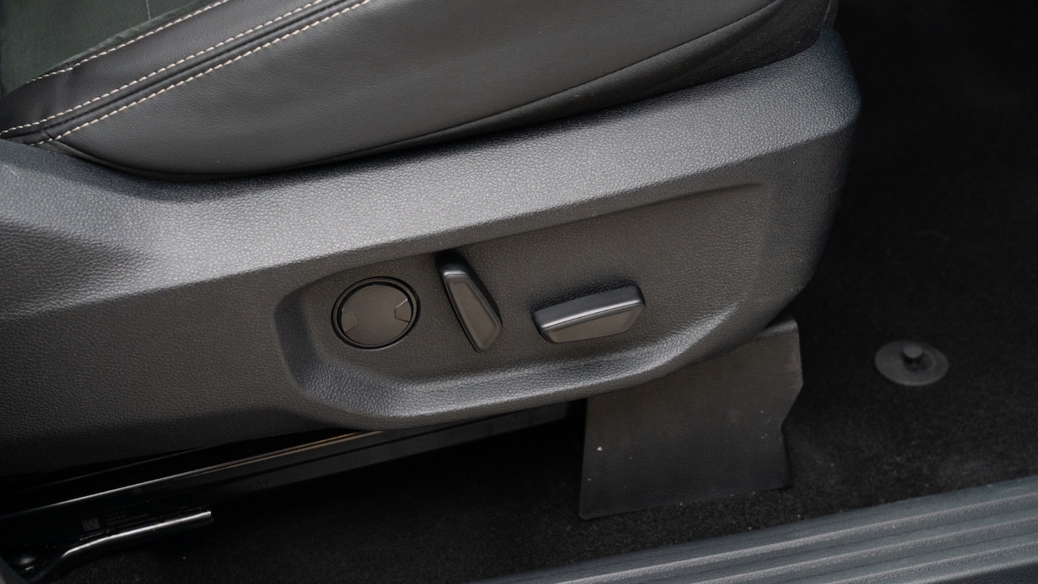 Used Volkswagen Amarok 2024 for sale - 76452222: Photo 25