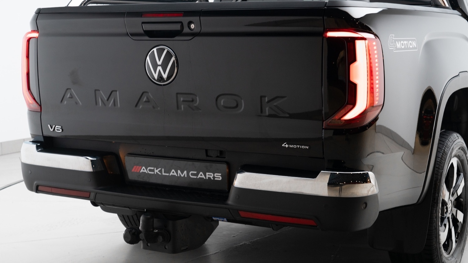 Used Volkswagen Amarok 2024 for sale - 76452222: Photo 8