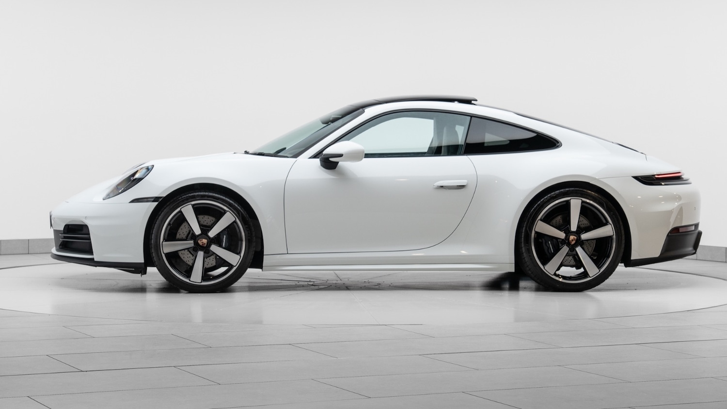 Used Porsche 911 2025 for sale - 77841482: Photo 4