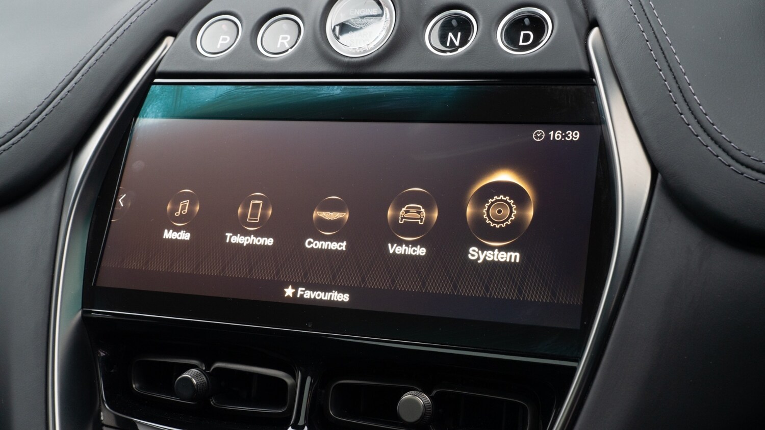 Used Aston Martin DBX 2024 for sale - 77640762: Photo 30