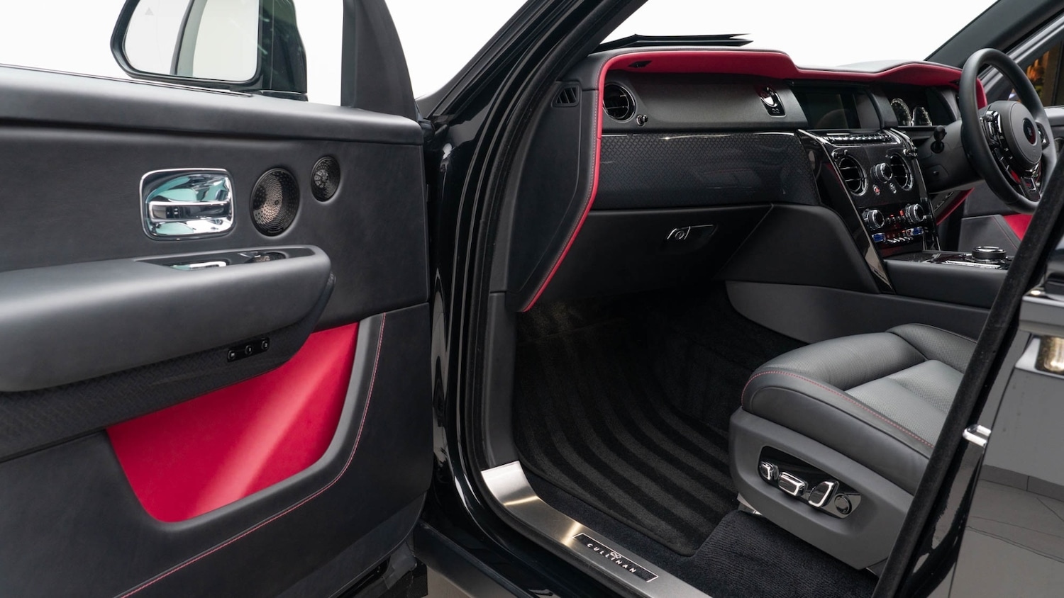 Used Rolls-Royce Cullinan 2023 for sale - 76709595: Photo 34