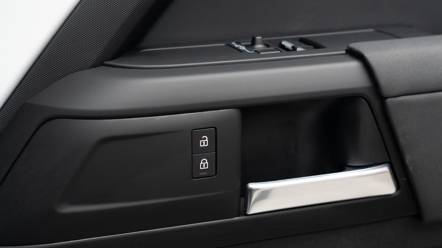 Used Land Rover Defender 2023 for sale - 77087410: Photo 10