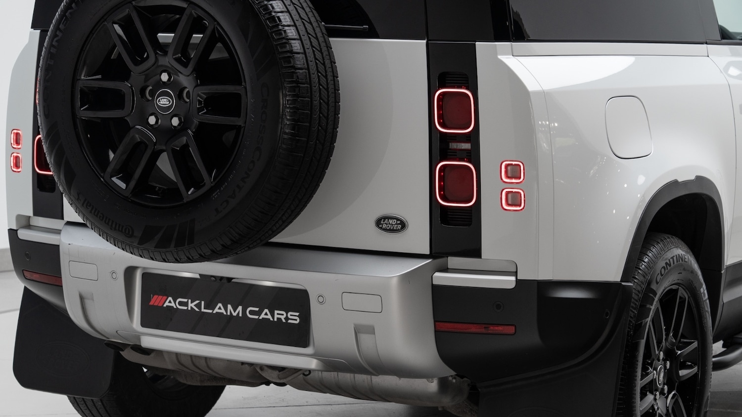 Used Land Rover Defender 2023 for sale - 77087410: Photo 19