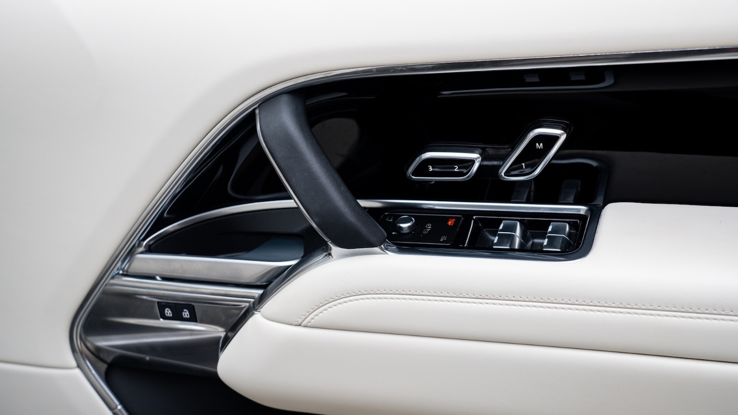 Used Land Rover Range Rover 2025 for sale - 76881686: Photo 28