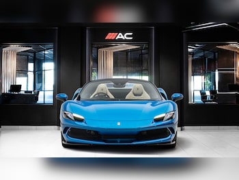Used Ferrari 296 GTS 2023 for sale - 79182333: Photo