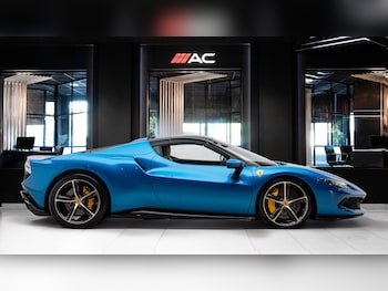 Used Ferrari 296 GTS 2023 for sale - 79182333: Photo