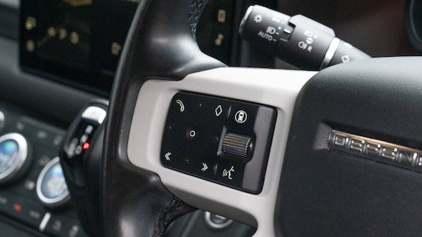 Used Land Rover Defender 2024 for sale - 76183831: Photo 18