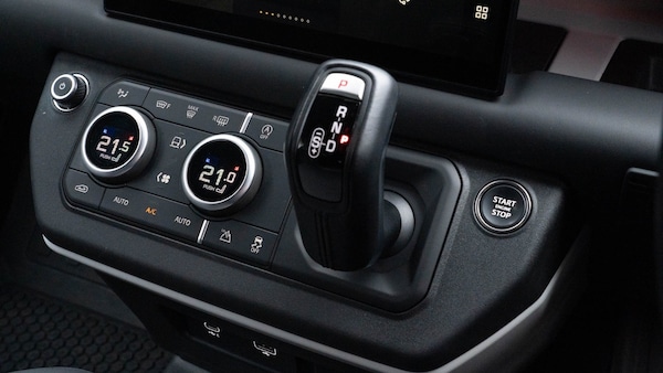 Used Land Rover Defender 2024 for sale - 76183831: Photo 20