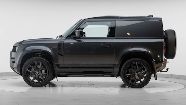 Used Land Rover Defender 2024 for sale - 76183831: Photo 6
