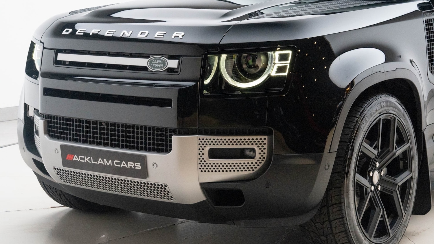 Used Land Rover Defender 2025 for sale - 76647857: Photo 19