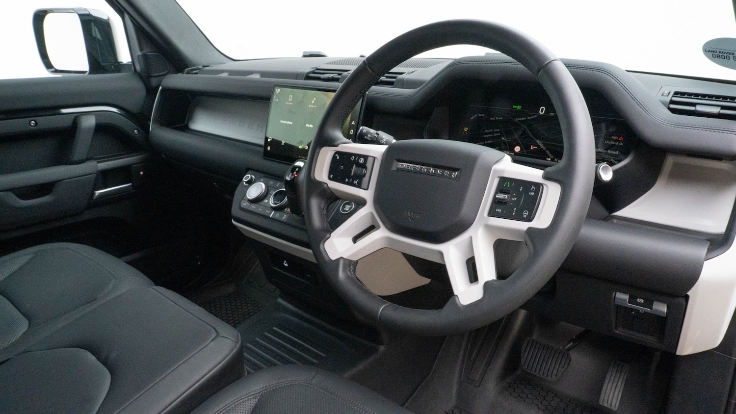Used Land Rover Defender 2025 for sale - 76647857: Photo 2