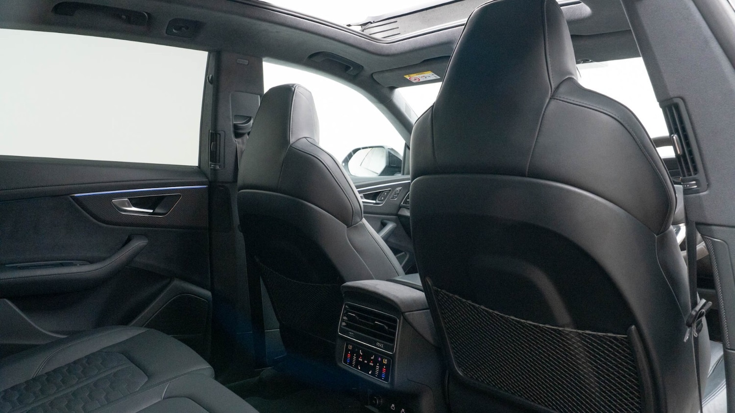 Used Audi RS Q8 2023 for sale - 76615331: Photo 17