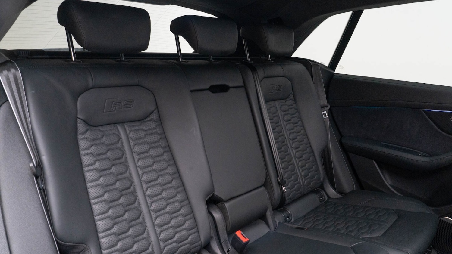 Used Audi RS Q8 2023 for sale - 76615331: Photo 18