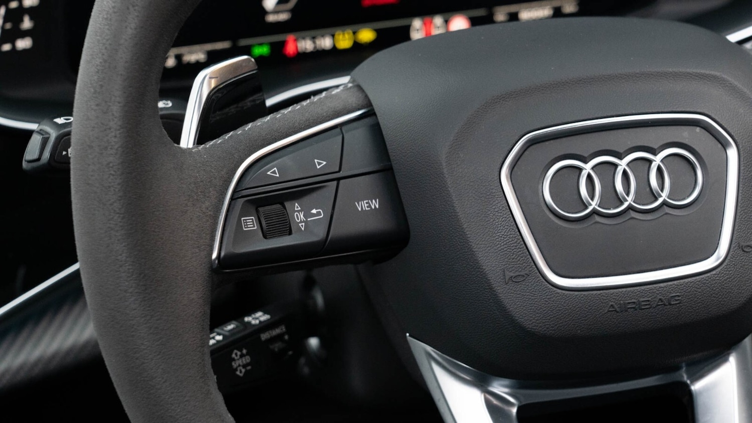 Used Audi RS Q8 2023 for sale - 76615331: Photo 24