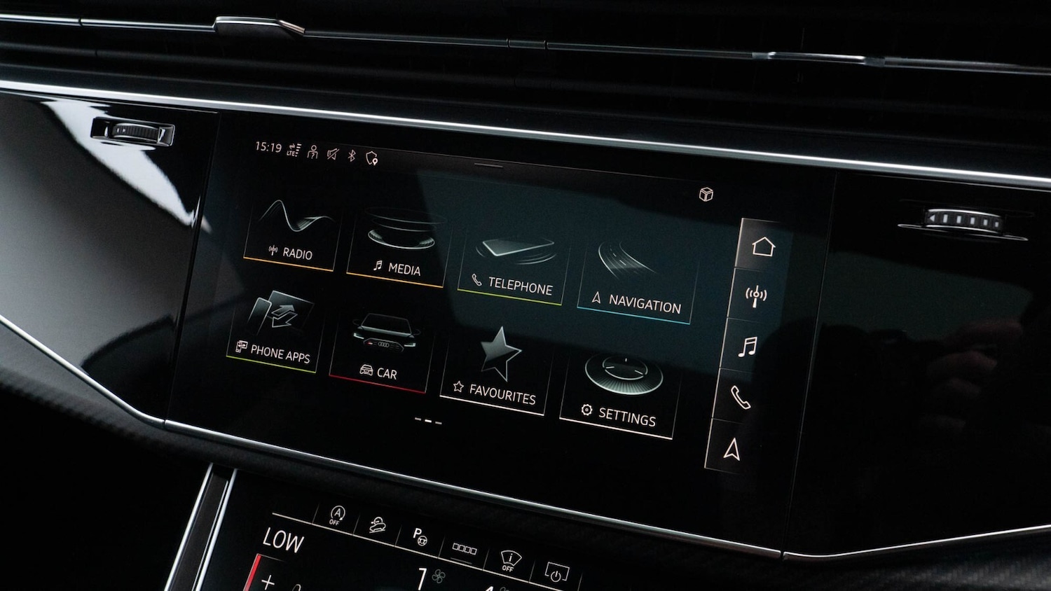 Used Audi RS Q8 2023 for sale - 76615331: Photo 29