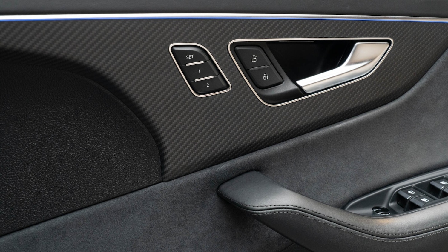 Used Audi RS Q8 2023 for sale - 76615331: Photo 40