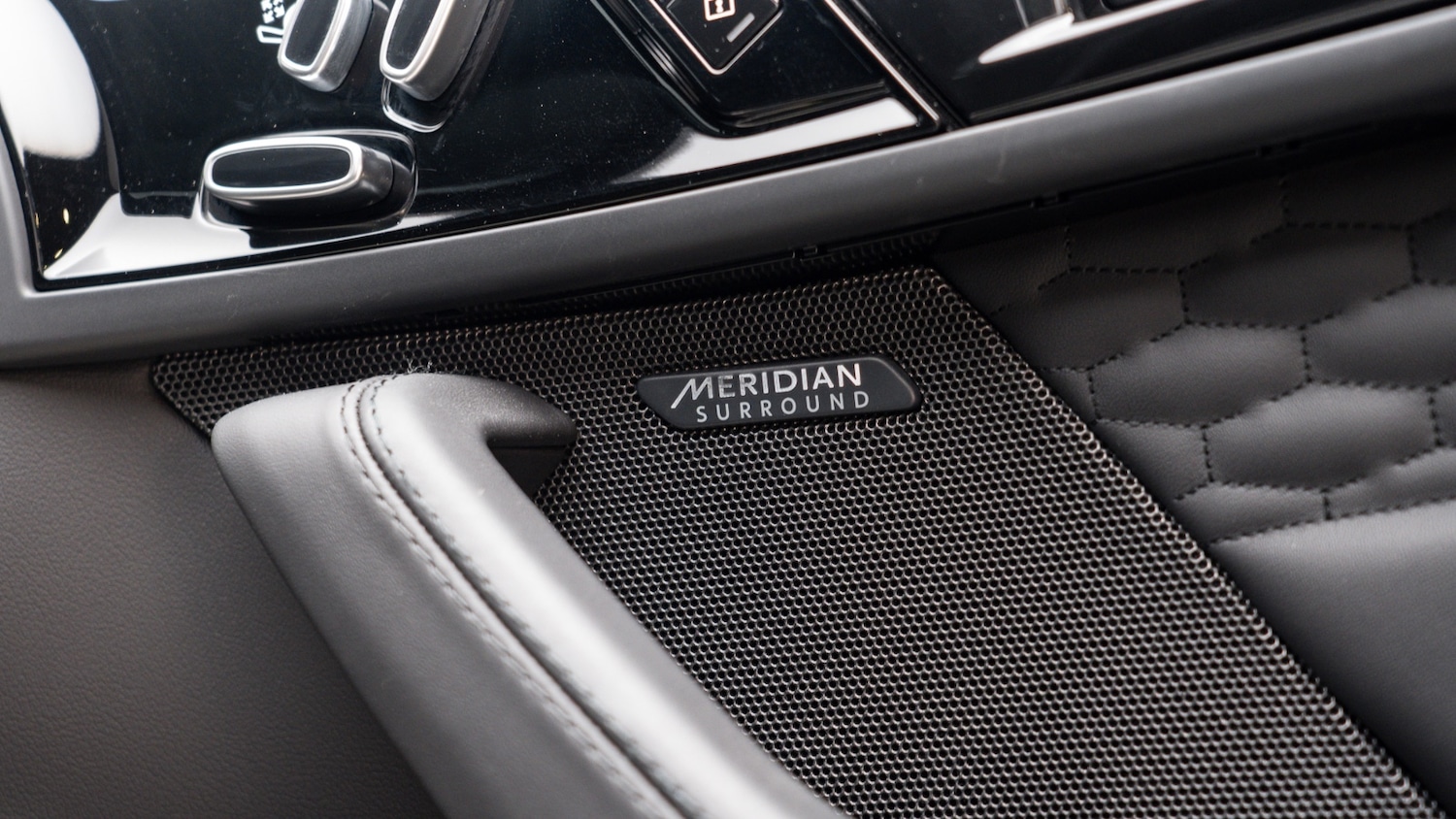 Used Jaguar F-Type 2024 for sale - 77917954: Photo 14